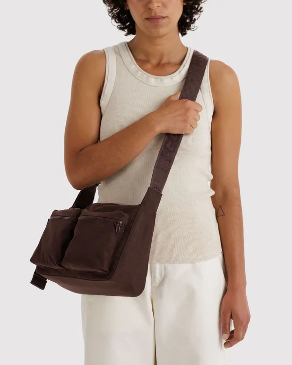 Medium Cargo Crossbody - Coffee - Material: heavyweight-nylon