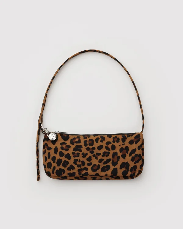 Nylon Pochette - Leopard - Material: heavyweight-nylon