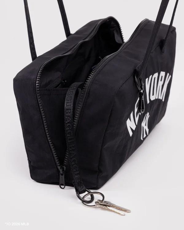 Nylon Bowler Bag - New York Yankees™